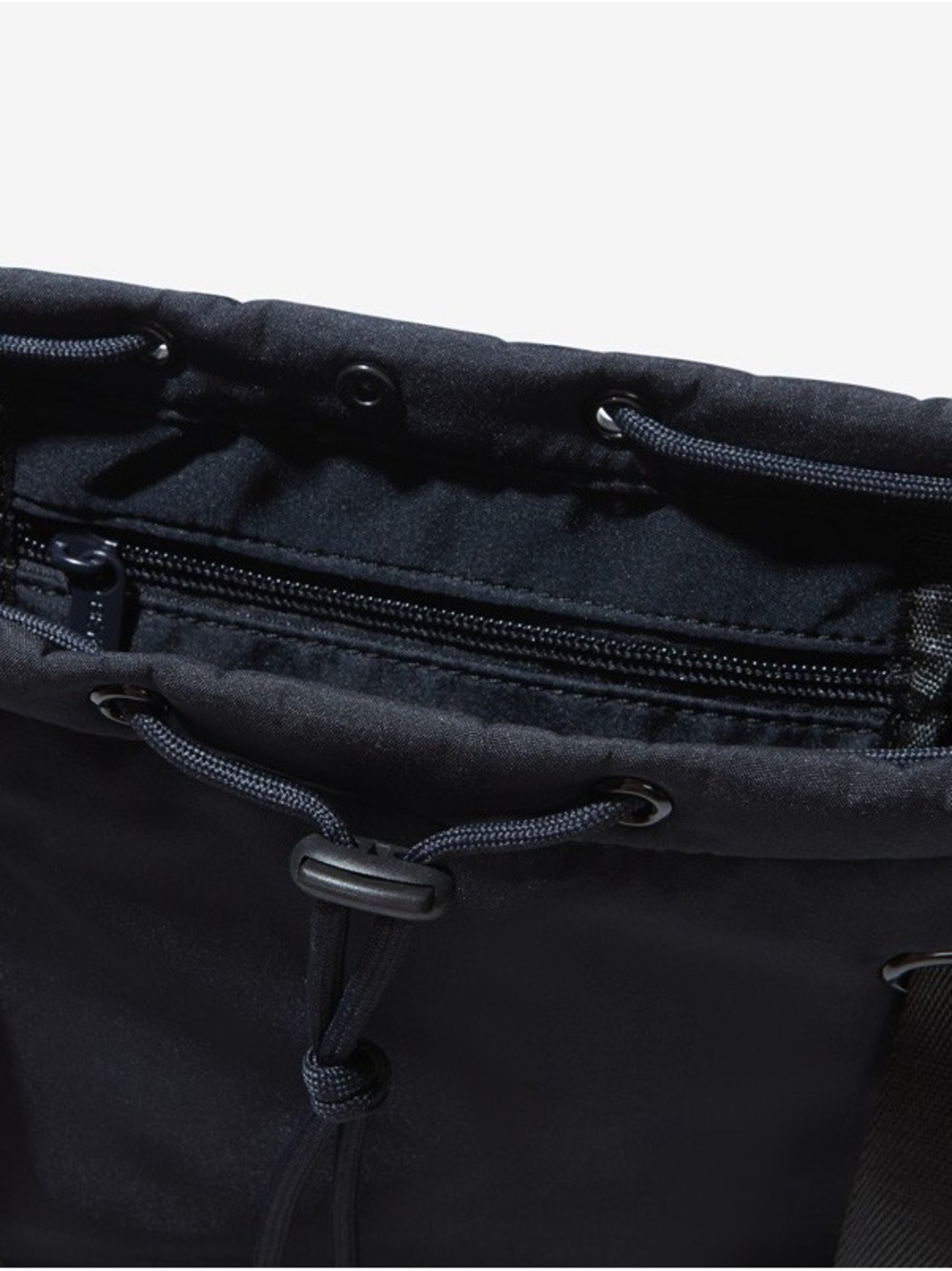 BEYOND YOGA Black Convertible Backpack Tote - Picture 5 of 7